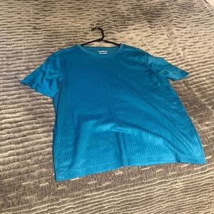 Croft and Barrow Men’s T-Shirt Blue (Large)